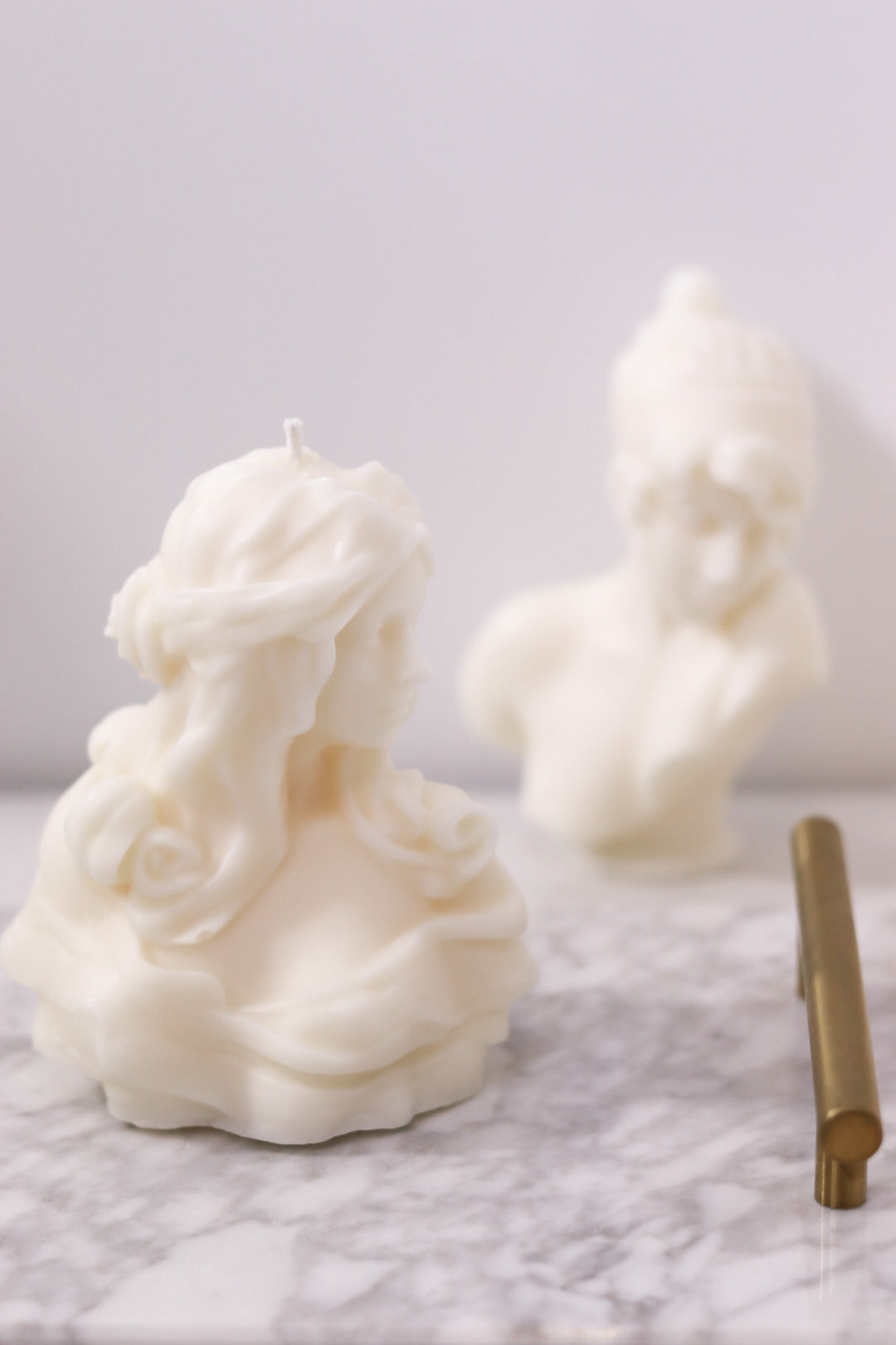 Isabella Candle