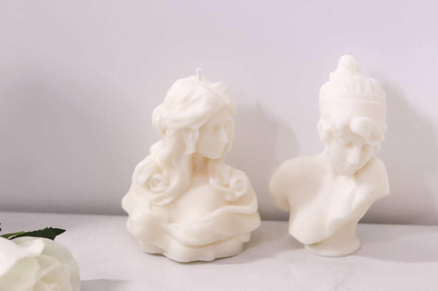 Isabella Candle