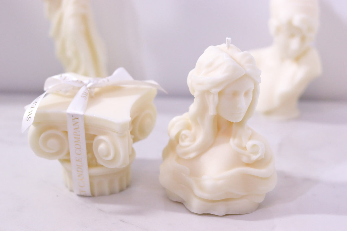 Isabella Candle