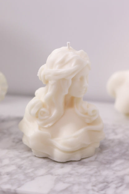 Isabella Candle