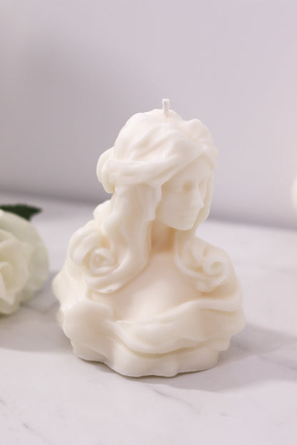 Isabella Candle