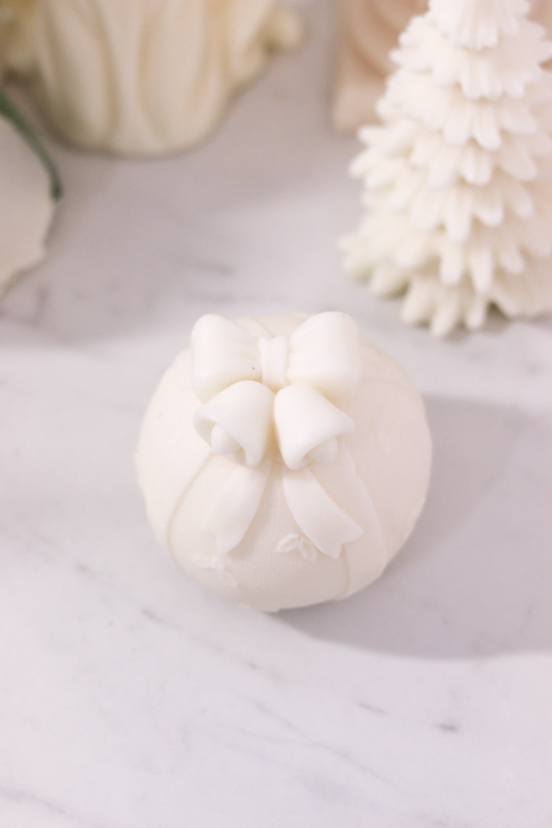 Christmas Ornament Candle