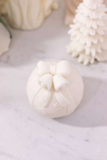 Christmas Ornament Candle