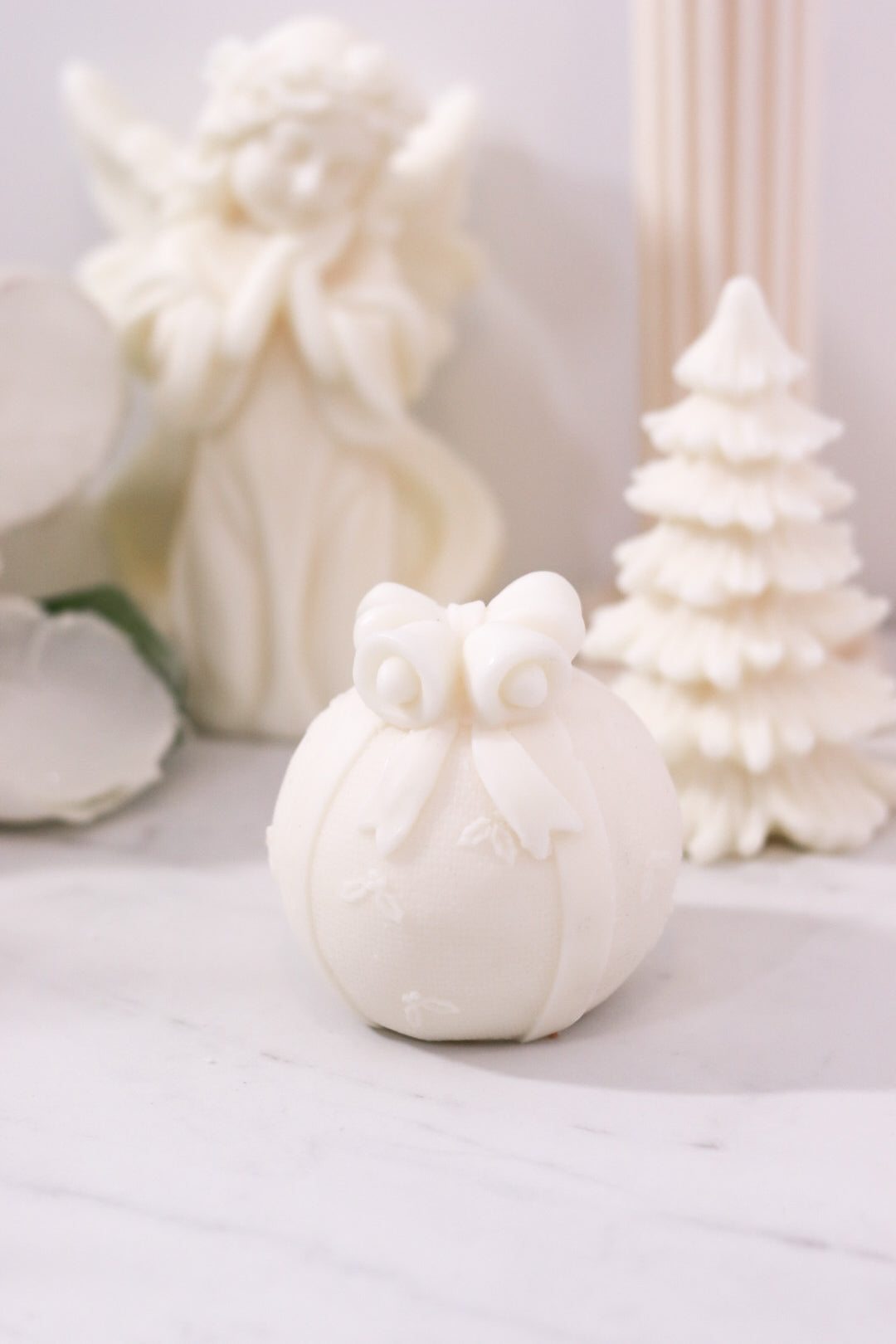 Christmas Ornament Candle