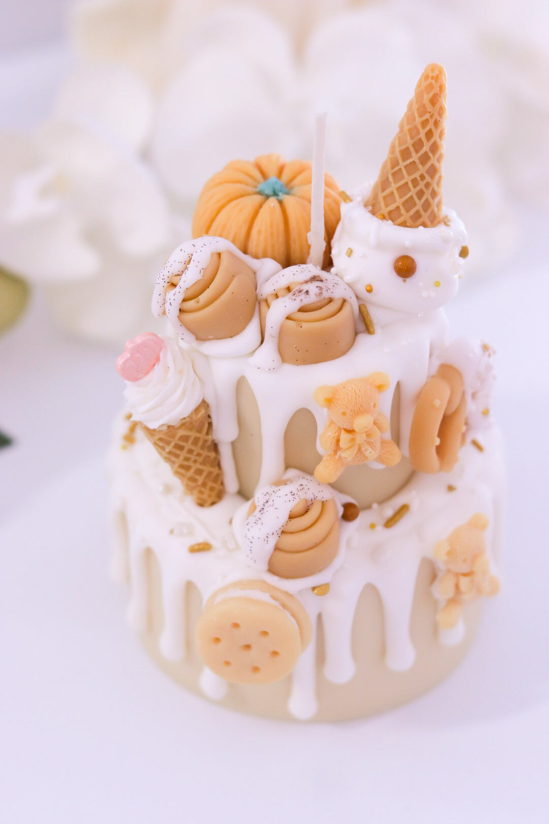 Decorative Cinnamon Bun Two-Tier Cake Candle